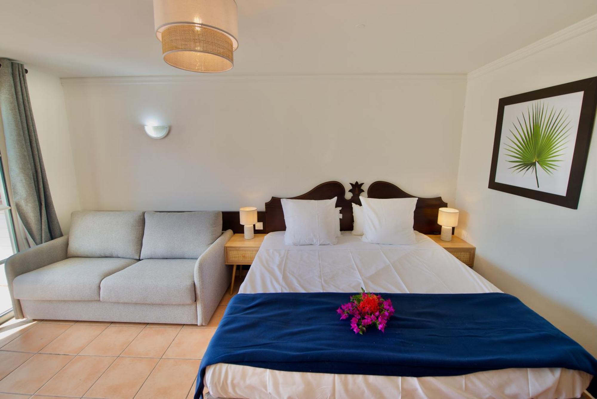 Studio Olia A P&V - Plages, Piscines Et Vue Mer! Sainte-Anne  Ngoại thất bức ảnh